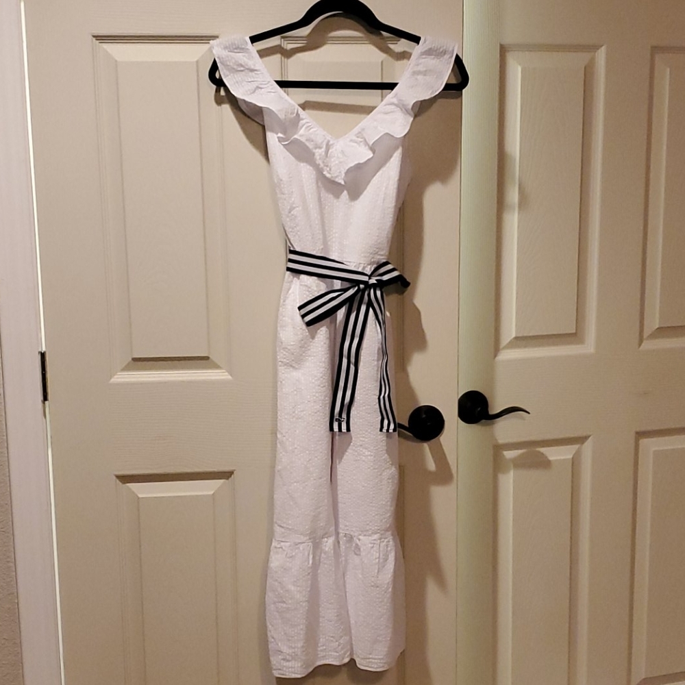 NWOT ⛵️ VINEYARD VINES White Seersucker Belted Dress